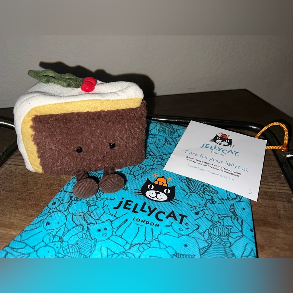 Jellycat Christmas Cake